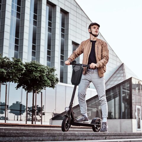 Vodootporna WOZINSKY torbica za elektro romobil ”4L” crna UNIVERZALNA - Slika 15