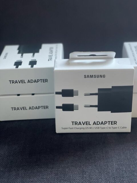 WhatsApp Image 2021-06-17 at 07.17.38 (1) SAMSUNG EP-TA800XBEGWW PLUS BRZI PUNJAČ 25W + kabel ORIGINAL pakiranje - Slika 4