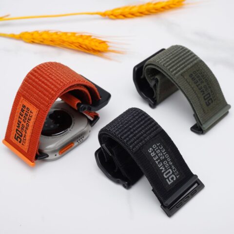 1 TECH-PROTECT SCOUT narukvica APPLE WATCH 4 / 5 / 6 / 7 / 8 / 9 / SE / ULTRA 1 / 2 (42 / 44 / 45 / 49mm) crna - Slika 2