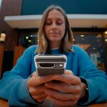 SPIGEN ULTRA HYBRID zaštita za GOOGLE PIXEL 8 (prozirna) - Slika 15