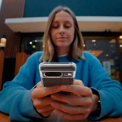 SPIGEN ULTRA HYBRID zaštita za GOOGLE PIXEL 8 (prozirna) - Slika 15