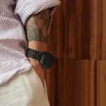 TECH-PROTECT STAINLESS PRO narukvica za APPLE WATCH 4 / 5 / 6 / 7 / 8 / 9 / SE / ULTRA 1 / 2 (42 / 44 / 45 / 49 mm) TITANIUM - Slika 5