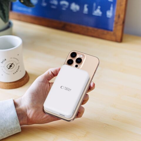 TECH-PROTECT PB24 LIFEMAG QI2 MAGSAFE POWER BANK 10.000 mAh (bijela) - Slika 10