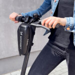 Vodootporna WOZINSKY torbica za elektro romobil ”2L” crna UNIVERZALNA - Slika 10