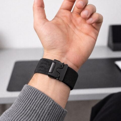 TECH-PROTECT NYLON CLASP SAMSUNG GALAXY WATCH 8 / 9 / CLASSIC (40 / 44 / 46 mm) crna - Slika 6