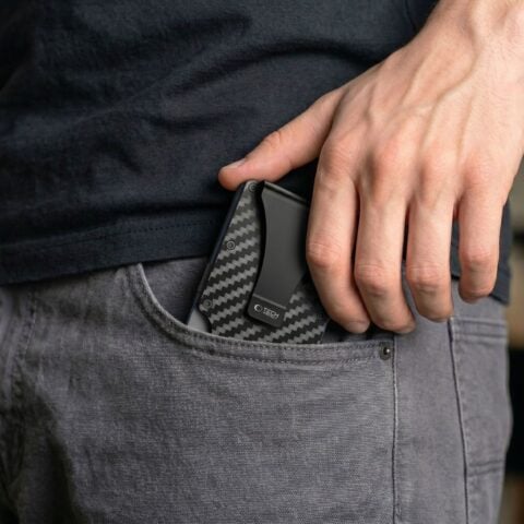 Tech-Protect Thorn novčanik s karticama RFID signal blocker (carbon) - Slika 5