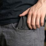 Tech-Protect Thorn novčanik s karticama RFID signal blocker (crna) - Slika 5