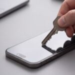 TECH-PROTECT QUICK SET+ 2 kaljena stakla za iPHONE 18 PRO (sa aplikatorom) - Slika 2