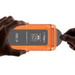 TECH-PROTECT QUICK SET+ 2 kaljena stakla za iPHONE 18 PRO MAX (sa aplikatorom) - Slika 5