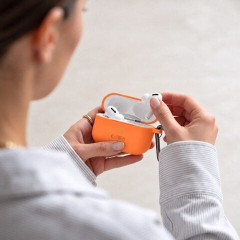 TECH-PROTECT SILICONE HOOK zaštita za APPLE AIRPODS PRO 3 (COSMIC ORANGE) - Slika 7